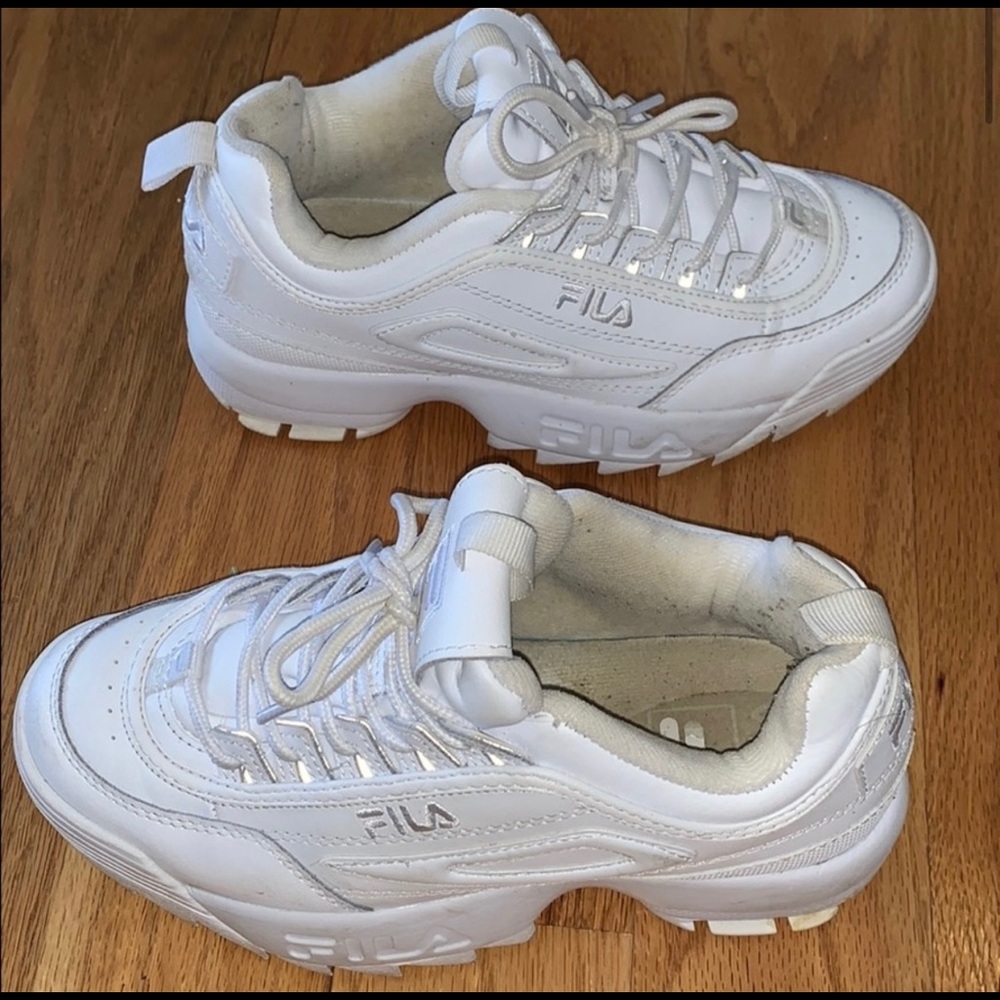 Size 5.5 ,still great condition .